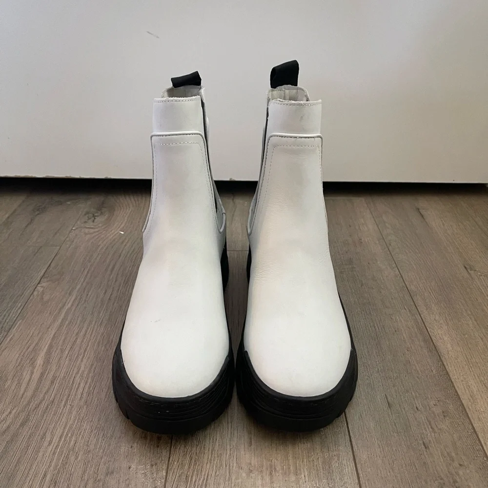 Greats Brooklyn Hewes Lug Sole Chelsea Boot - 6